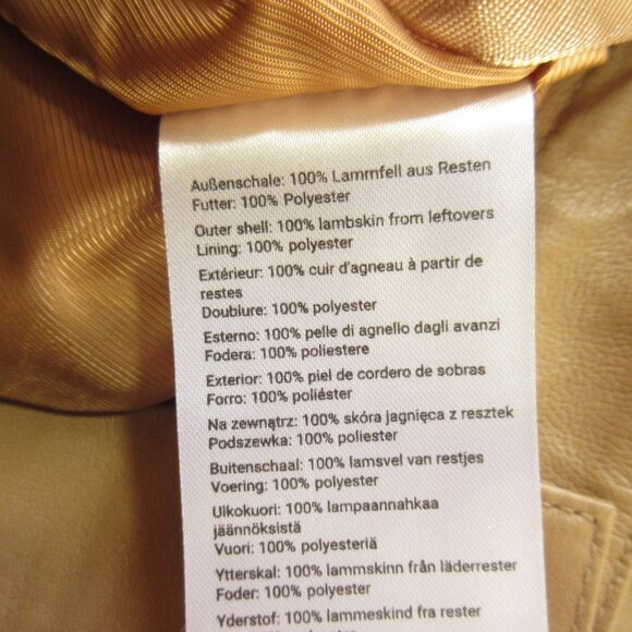 NWT Deadwood Suzy Short in Tan Recycled Leather Pleated Shorts EU 34 / US 4 - Picture 9 of 11